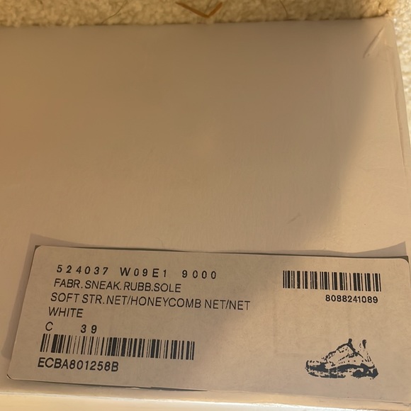 - Triple S Balenciaga Shoes - Picture 9 of 9